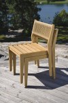 Stol i teak och konstrotting - stapelbar stol