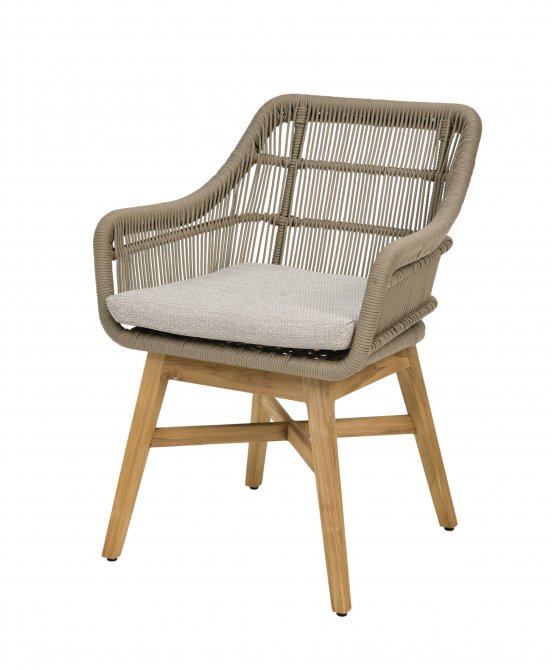 Stol i teak och konstrotting