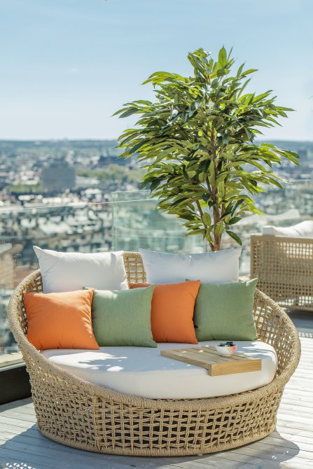 rund solsäng,sunbrella,formlagret